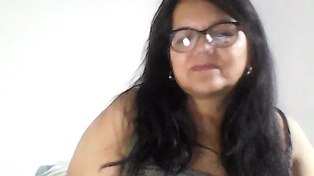Snapshot of kassandra02 chatting on November 9, 2025, 2:54 pm kassandra02 online show from November 9, 2025, 2:54 pm