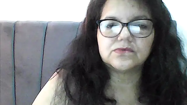 Snapshot of kassandra02 chatting on November 28, 2025, 12:49 pm kassandra02 online show from November 28, 2025, 12:49 pm