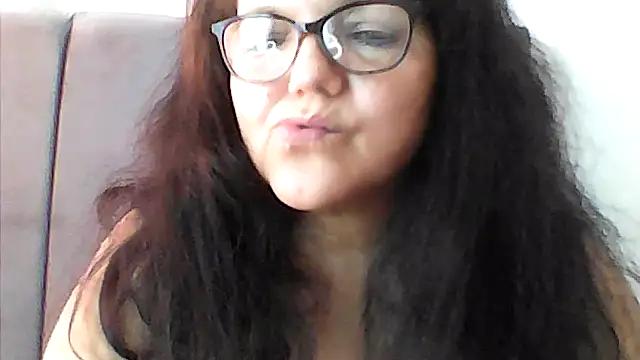 Snapshot of kassandra02 chatting on November 20, 2025, 3:02 pm kassandra02 online show from November 20, 2025, 3:02 pm