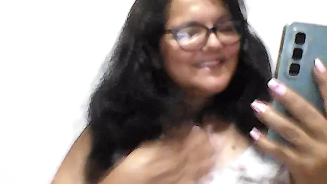 Snapshot of kassandra02 chatting on December 13, 2025, 9:54 pm kassandra02 online show from December 13, 2025, 9:54 pm