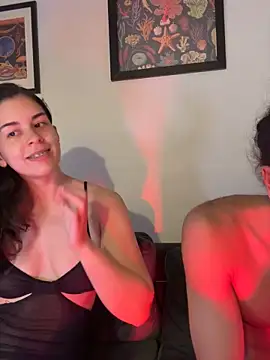 Snapshot of Redfloweer1 chatting on September 26, 2025, 3:19 pm Redfloweer1 online show from September 26, 2025, 3:19 pm