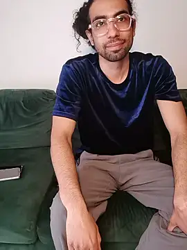 Snapshot of Redfloweer1 chatting on September 22, 2025, 2:01 pm Redfloweer1 online show from September 22, 2025, 2:01 pm