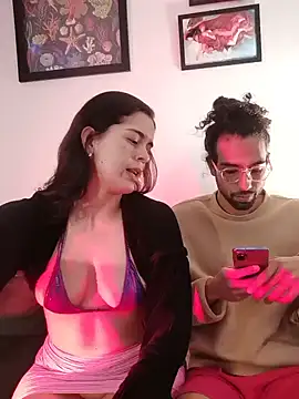 Snapshot of Redfloweer1 chatting on September 21, 2025, 8:25 pm Redfloweer1 online show from September 21, 2025, 8:25 pm