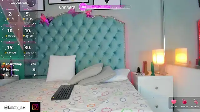 Snapshot of emmy_lander chatting on February 20, 2025, 10:15 pm emmy lander online show from February 20, 2025, 10:15 pm