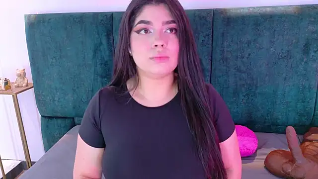 AgathaLynx online show from April 12, 2026, 10:51 am