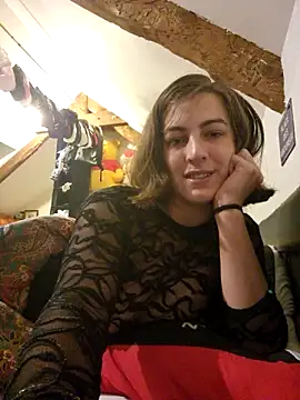 Snapshot of LoLa-69-X chatting on October 22, 2025, 7:35 pm LoLa-69-X online show from October 22, 2025, 7:35 pm