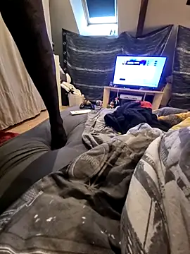 Snapshot of LoLa-69-X chatting on October 4, 2025, 10:50 am LoLa-69-X online show from October 4, 2025, 10:50 am