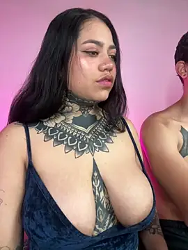 aliensexy online show from November 10, 2025, 9:09 pm