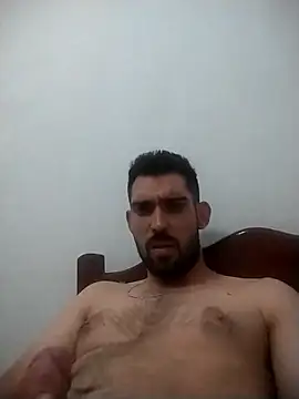 Snapshot of Richard9263 chatting on November 14, 2025, 5:55 am Richard9263 online show from November 14, 2025, 5:55 am