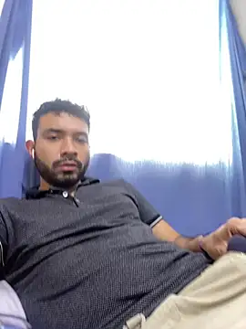 luisfer 98 online show from May 15, 2026, 7:23 pm