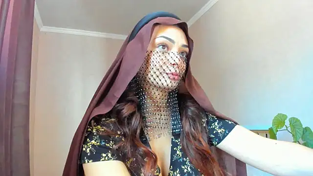  cleopattra  online show from December 14, 2025, 7:36 am