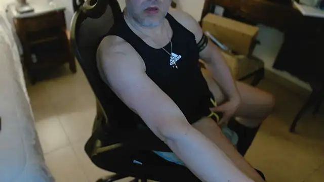 slzypvtpig online show from December 18, 2025, 9:14 am