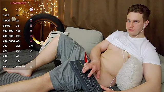 charlie smiley online show from April 18, 2026, 7:07 pm