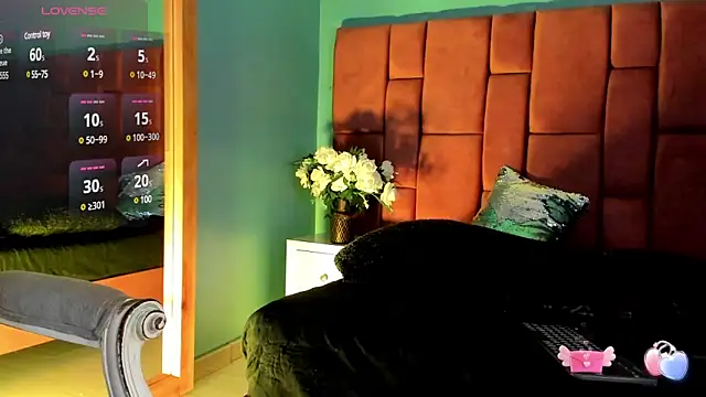 NinaInk online show from March 15, 2025, 9:49 pm