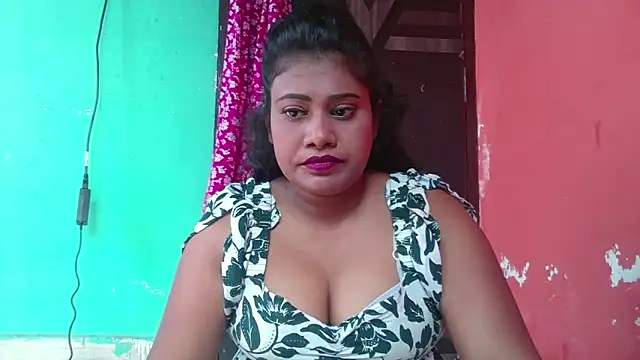 sexy roma online show from May 17, 2026, 2:44 am