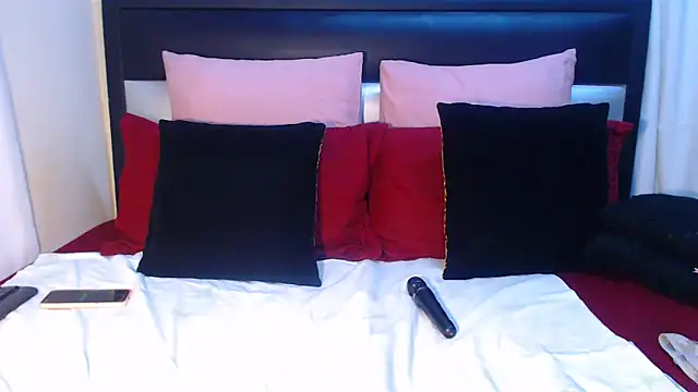 DARKBUSTY030 online show from March 9, 2026, 12:30 pm