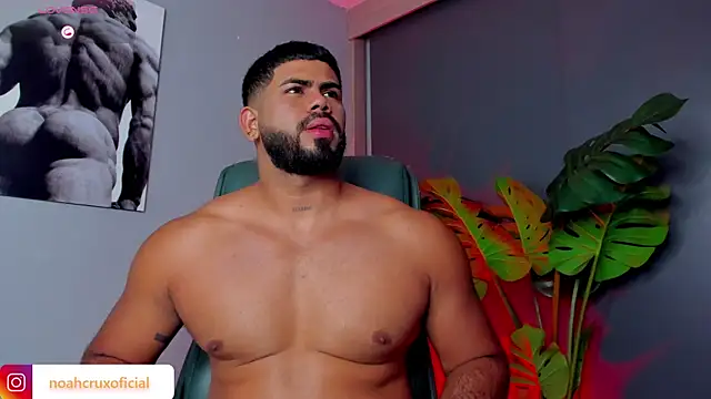 noah crux online show from March 31, 2026, 10:12 pm