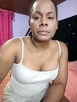 Camille rose  online show from February 26, 2025, 11:41 pm