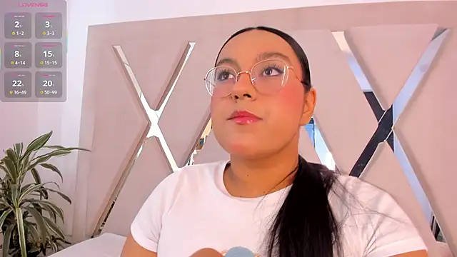 ellamontoya online show from February 25, 2026, 11:43 am