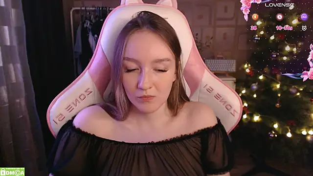 Snapshot of MoonlishSiren chatting on January 12, 2025, 6:38 pm MoonlishSiren online show from January 12, 2025, 6:38 pm