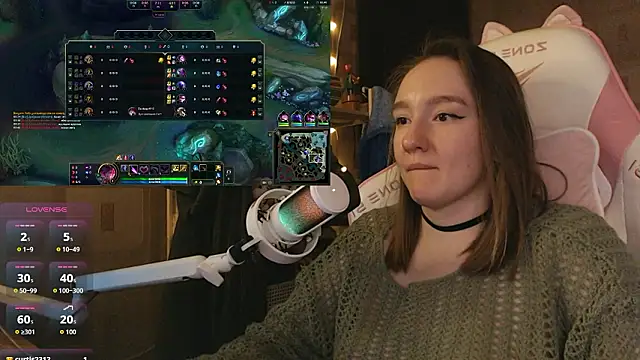 MoonlishSiren online show from March 7, 2026, 3:50 pm