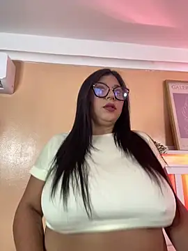 KendalMilleer online show from April 17, 2026, 9:12 am