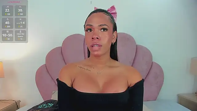 Snapshot of Nicole_Paradise chatting on March 5, 2025, 1:06 pm Nicole Paradise online show from March 5, 2025, 1:06 pm