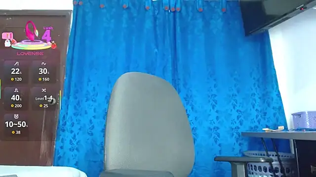 Snapshot of SophiaMeyerst chatting on September 16, 2025, 4:08 pm SophiaMeyerst online show from September 16, 2025, 4:08 pm