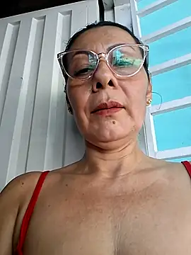 Snapshot of Mia-funny20 chatting on October 31, 2025, 8:49 pm Mia-funny20 online show from October 31, 2025, 8:49 pm