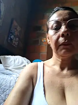 Snapshot of Mia-funny20 chatting on October 30, 2025, 8:28 pm Mia-funny20 online show from October 30, 2025, 8:28 pm