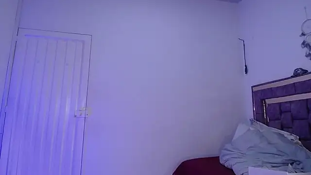 alejandrafitt online show from November 21, 2025, 12:09 am