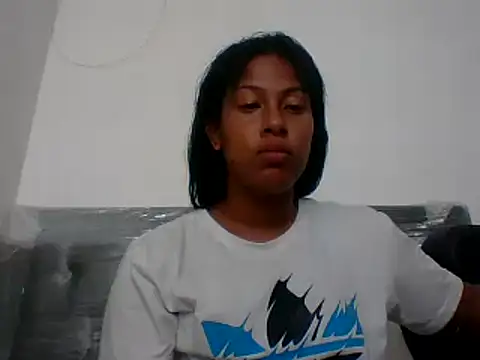 Snapshot of Kitra_New chatting on March 1, 2025, 11:58 pm Kitra New online show from March 1, 2025, 11:58 pm