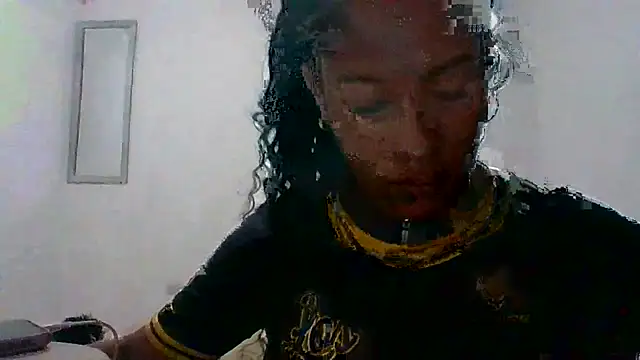 Snapshot of Kitra_New chatting on October 1, 2025, 1:55 am Kitra New online show from October 1, 2025, 1:55 am