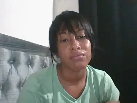 Snapshot of Kitra_New chatting on January 13, 2025, 4:07 am Kitra New online show from January 13, 2025, 4:07 am