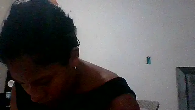 Snapshot of Kitra_New chatting on April 20, 2026, 6:53 pm Kitra New online show from April 20, 2026, 6:53 pm
