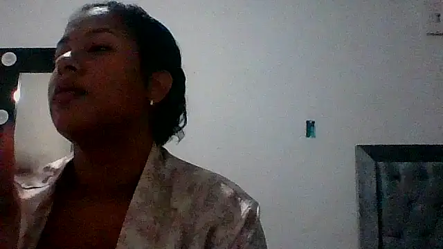 Kitra New online show from April 17, 2026, 7:28 pm