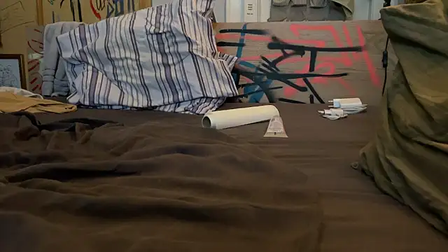 kameray12 online show from March 17, 2025, 1:18 pm