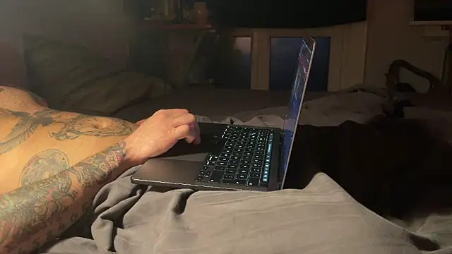 kameray12 online show from March 6, 2025, 4:28 pm