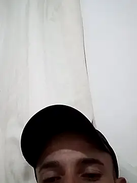 ROLA20cmkkkk online show from March 18, 2025, 7:33 pm