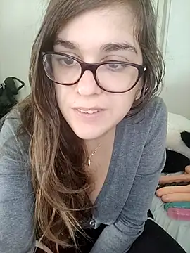 Miachan LaGattinaVogliosa online show from October 24, 2025, 1:10 pm