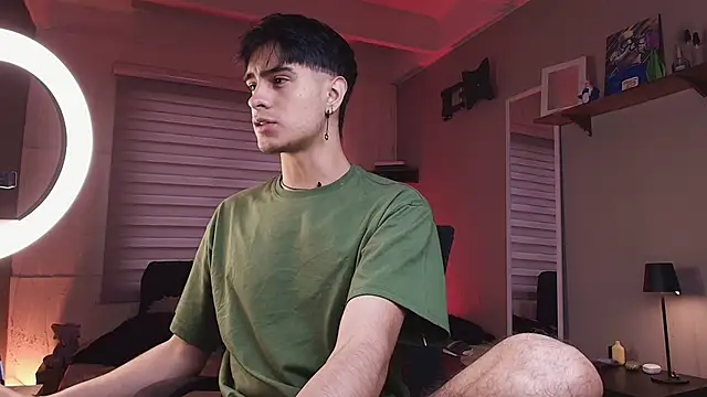 Snapshot of thiago_rockwelll chatting on March 7, 2025, 10:32 pm thiago rockwelll online show from March 7, 2025, 10:32 pm