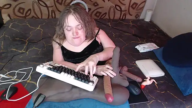 Snapshot of MiniNatalie chatting on March 17, 2025, 4:08 am MiniNatalie online show from March 17, 2025, 4:08 am