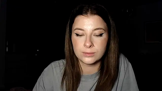 Snapshot of Mia-Minou chatting on September 13, 2025, 7:36 pm Mia-Minou online show from September 13, 2025, 7:36 pm