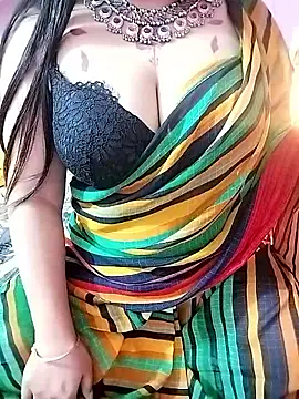 Snapshot of SHUBHI880 chatting on February 1, 2026, 5:11 pm SHUBHI880 online show from February 1, 2026, 5:11 pm