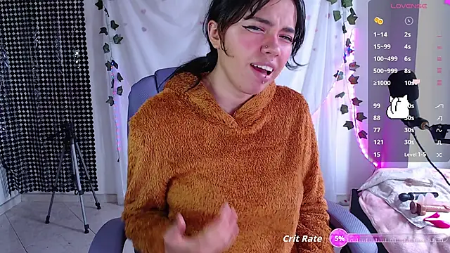 Snapshot of sophie_north chatting on September 10, 2025, 2:38 pm sophie north online show from September 10, 2025, 2:38 pm