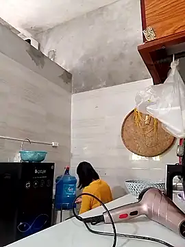 Aninyin22 online show from December 23, 2025, 2:44 am