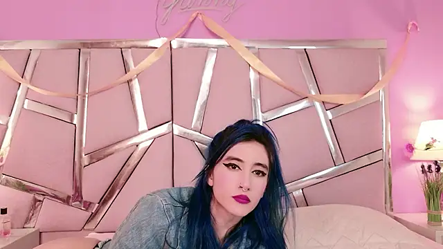 Snapshot of Lunapage chatting on September 30, 2025, 8:48 pm Lunapage online show from September 30, 2025, 8:48 pm