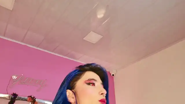 Snapshot of Lunapage chatting on October 13, 2025, 3:13 pm Lunapage online show from October 13, 2025, 3:13 pm