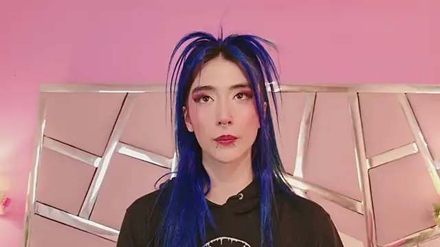 Snapshot of Lunapage chatting on September 12, 2025, 8:19 pm Lunapage online show from September 12, 2025, 8:19 pm