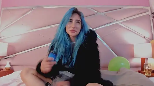 Snapshot of Lunapage chatting on March 17, 2025, 7:26 pm Lunapage online show from March 17, 2025, 7:26 pm